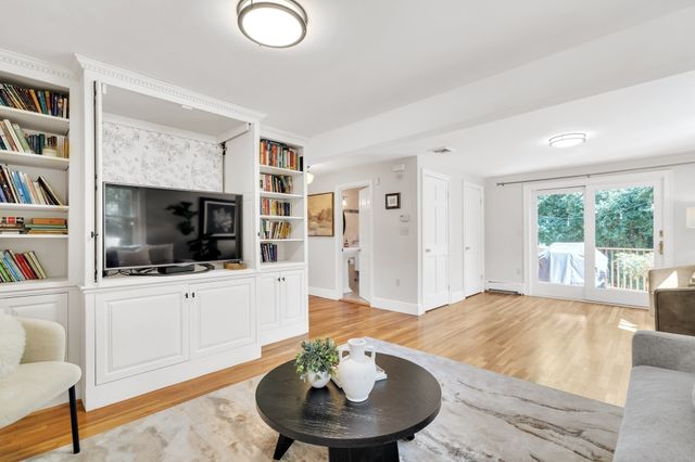 32 Webster Rd, Lexington, MA 02421