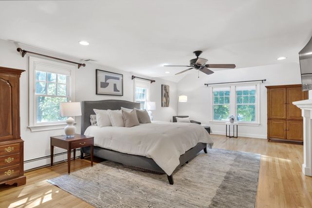 32 Webster Rd, Lexington, MA 02421