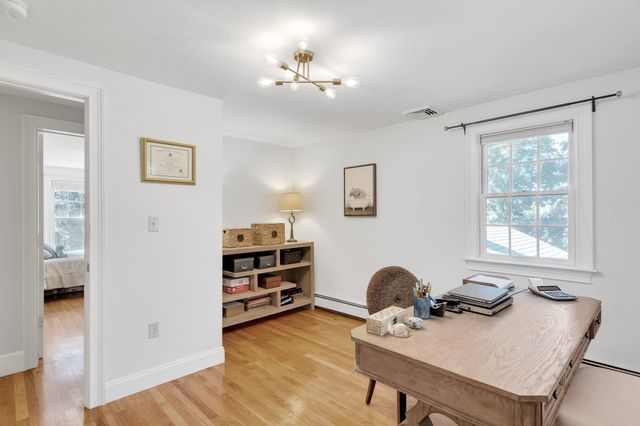 32 Webster Rd, Lexington, MA 02421