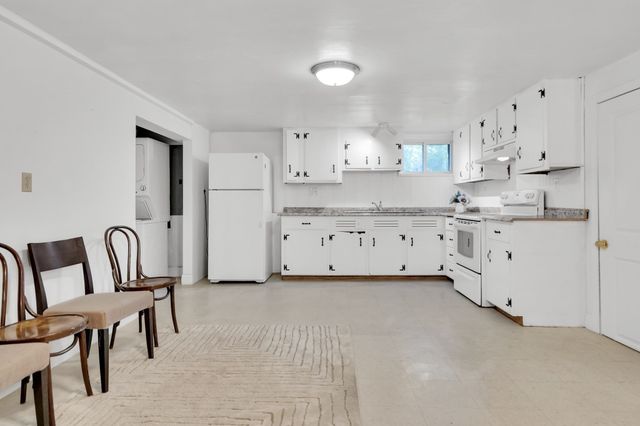 32 Webster Rd, Lexington, MA 02421