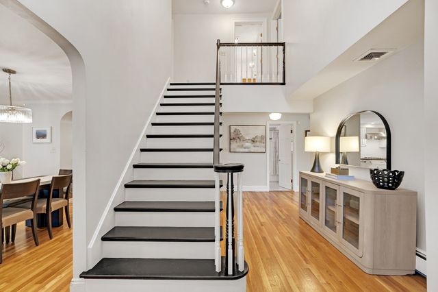 32 Webster Rd, Lexington, MA 02421
