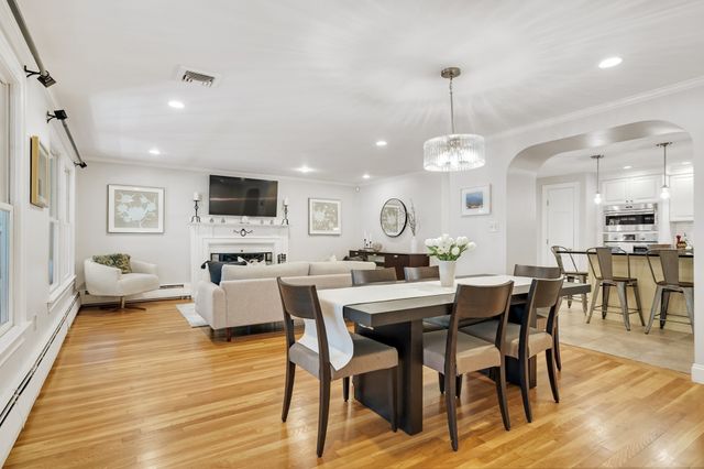 32 Webster Rd, Lexington, MA 02421