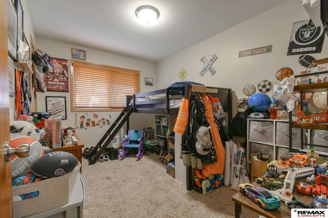 411 Skyway Road, Lincoln, NE 68505