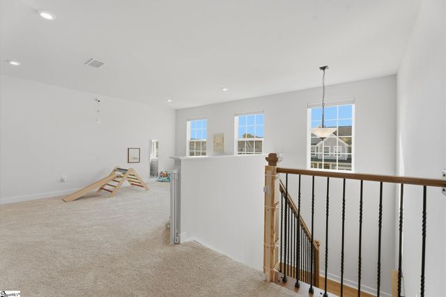 858 Lady Fern Drive, Woodruff, SC 29388
