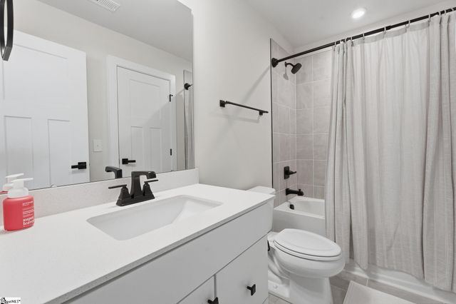 858 Lady Fern Drive, Woodruff, SC 29388