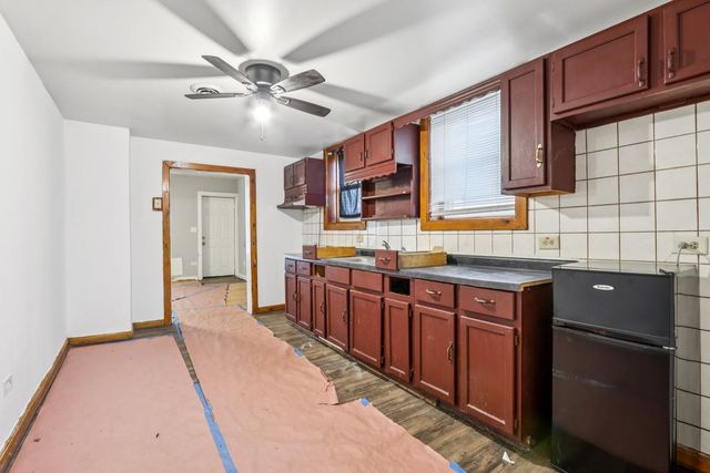 9720 S Exchange Avenue, Chicago, IL 60617