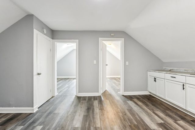 9720 S Exchange Avenue, Chicago, IL 60617