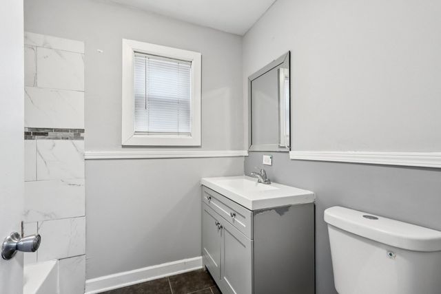 9720 S Exchange Avenue, Chicago, IL 60617