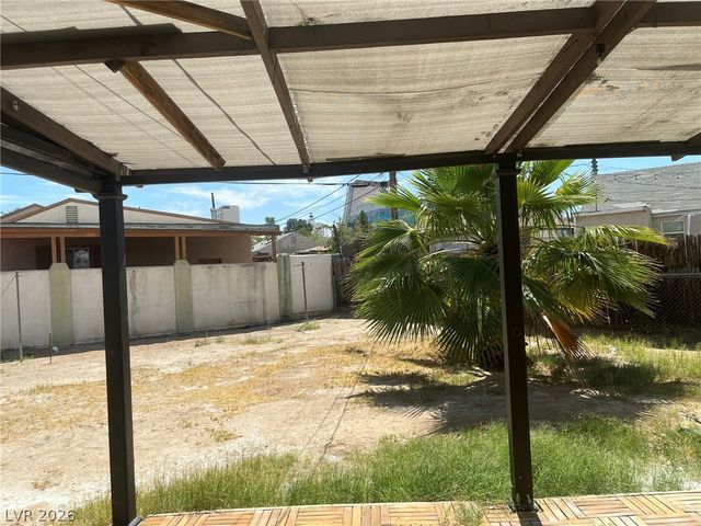 704 BELL Drive, Las Vegas, NV 89101