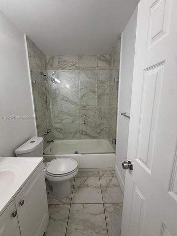 10393 N Kendall Drive U7, Miami, FL 33176