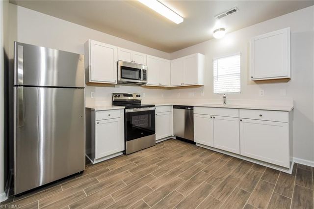 3905 Vershire Avenue, Greensboro, NC 27406