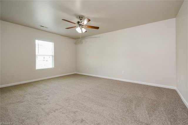 3905 Vershire Avenue, Greensboro, NC 27406