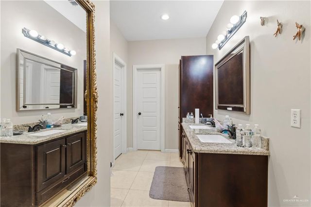 9541 Charles Green Road, Monte Alto, TX 78538