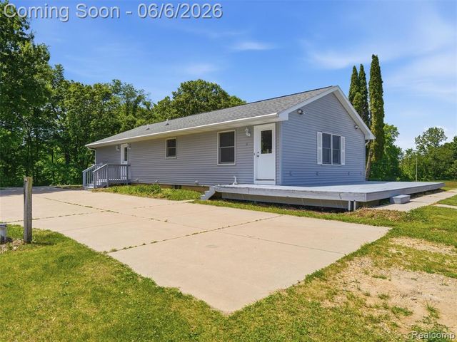 12121 Ladd Road, Brooklyn, MI 49230