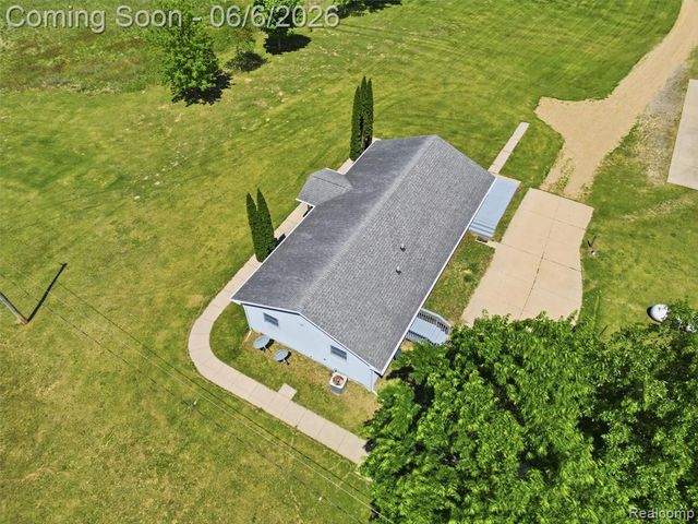 12121 Ladd Road, Brooklyn, MI 49230
