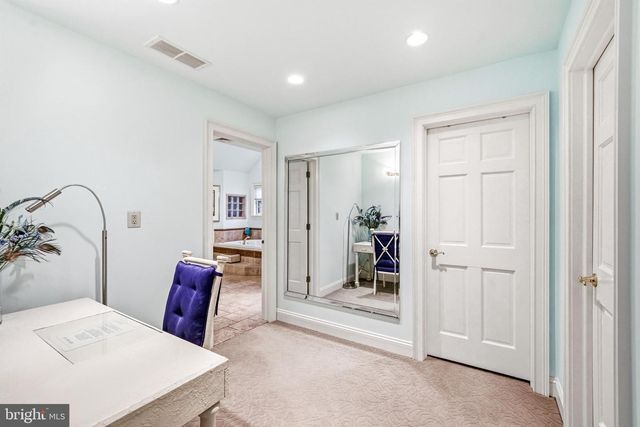 7 MERCER GATE DR, Doylestown, PA 18901