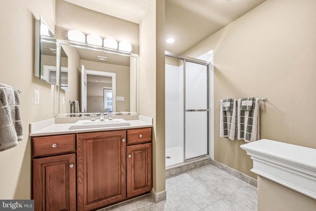 7 MERCER GATE DR, Doylestown, PA 18901
