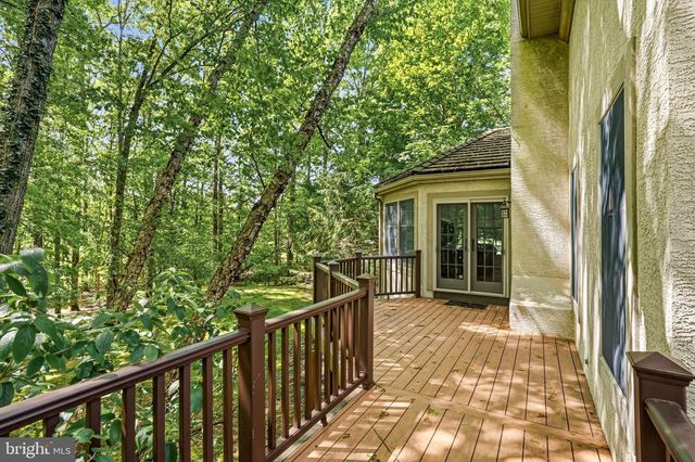 7 MERCER GATE DR, Doylestown, PA 18901