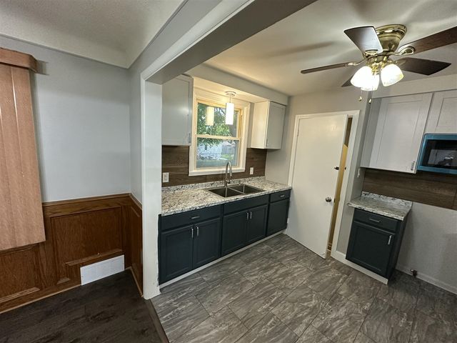 16610 Collingham Drive, Detroit, MI 48205