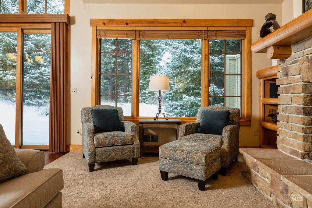 1389 Hearthstone Court 17-E, McCall, ID 83638 photo 6