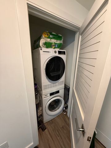 386 Market Street 404, Boston, MA 02135