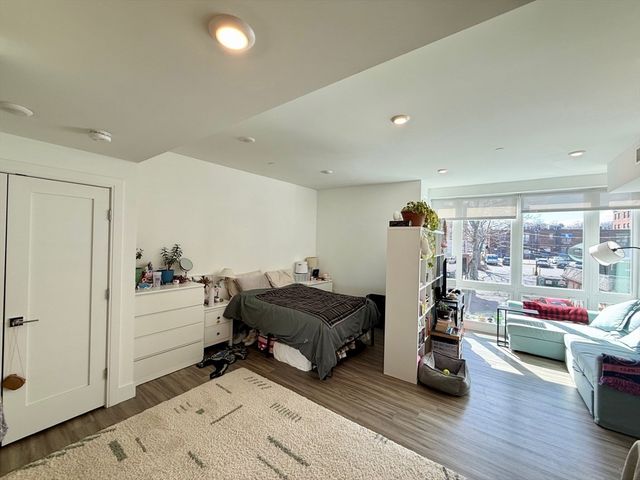 386 Market Street 404, Boston, MA 02135