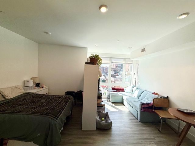 386 Market Street 404, Boston, MA 02135