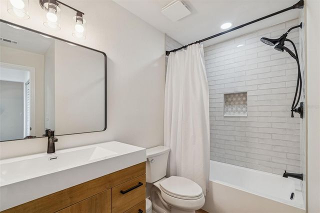 115 STEEPLECHASE LANE, Palm Harbor, FL 34684