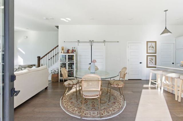 1208 Nations Dr, Nashville, TN 37209