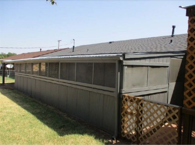 107 N 21st St, Frederick, OK 73542