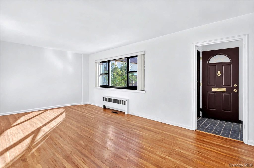 115 15th Street C1, Garden City, NY 11530 — photo 4
