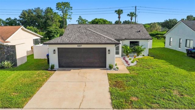 5207 DESMOND LANE, Orlando, FL 32821