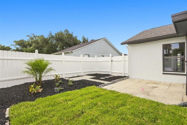 5207 DESMOND LANE, Orlando, FL 32821