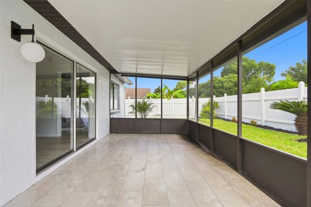 5207 DESMOND LANE, Orlando, FL 32821