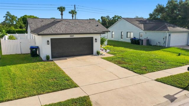 5207 DESMOND LANE, Orlando, FL 32821