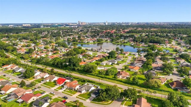 5207 DESMOND LANE, Orlando, FL 32821