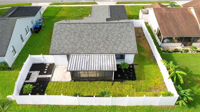 5207 DESMOND LANE, Orlando, FL 32821