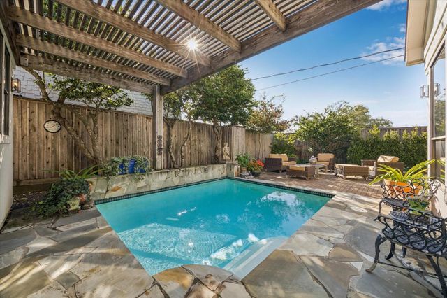 110 Big Hollow Lane, Houston, TX 77042