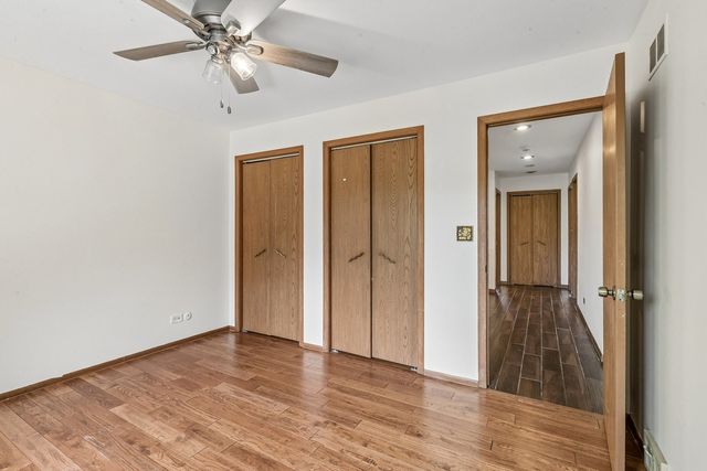 1191 Hunters Lane, Libertyville, IL 60048