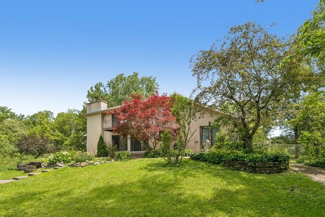 1191 Hunters Lane, Libertyville, IL 60048