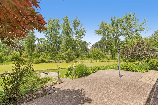 1191 Hunters Lane, Libertyville, IL 60048