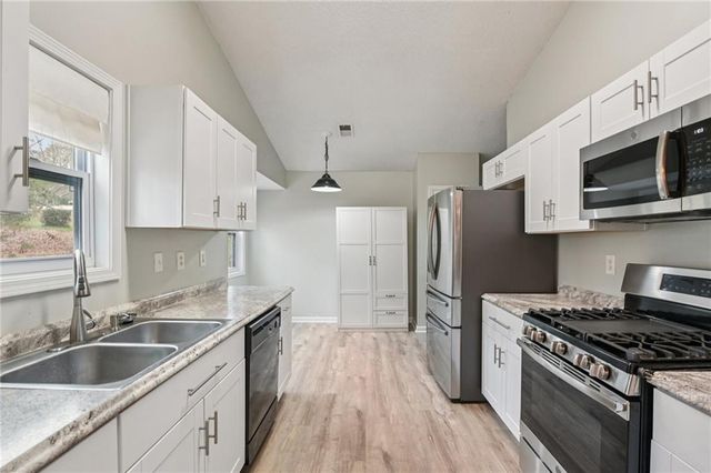 5418 Jamestowne Drive, Powder Springs, GA 30127