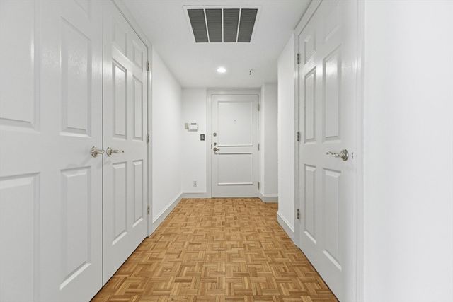 416 Commonwealth Ave 312, Boston, MA 02115