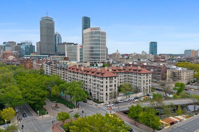 416 Commonwealth Ave 312, Boston, MA 02115
