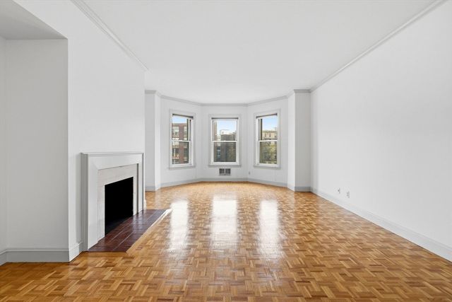 416 Commonwealth Ave 312, Boston, MA 02115