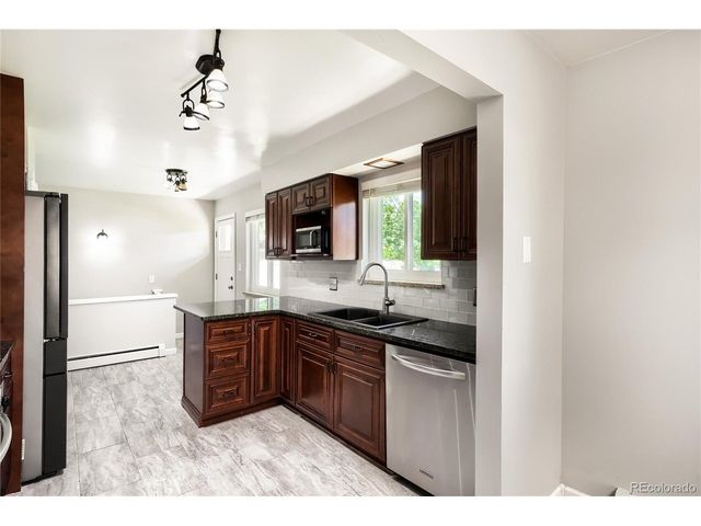 1558 S Gray St, Lakewood, CO 80232