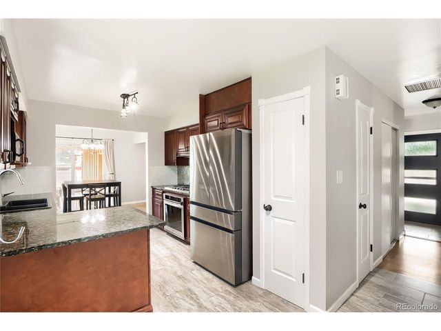 1558 S Gray St, Lakewood, CO 80232