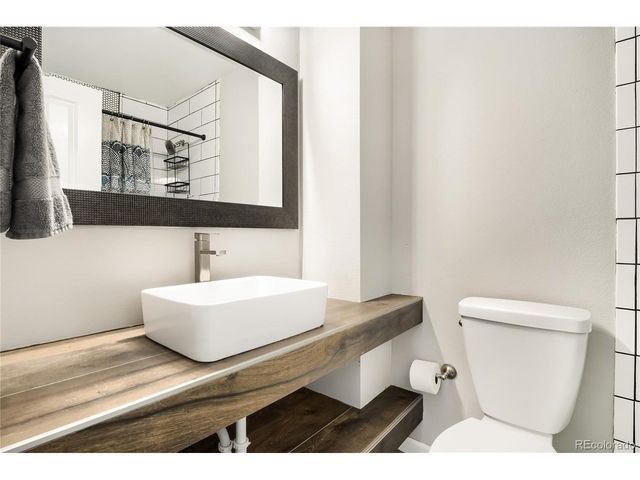 1558 S Gray St, Lakewood, CO 80232