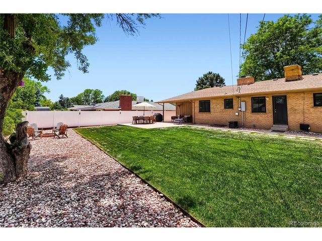 1558 S Gray St, Lakewood, CO 80232