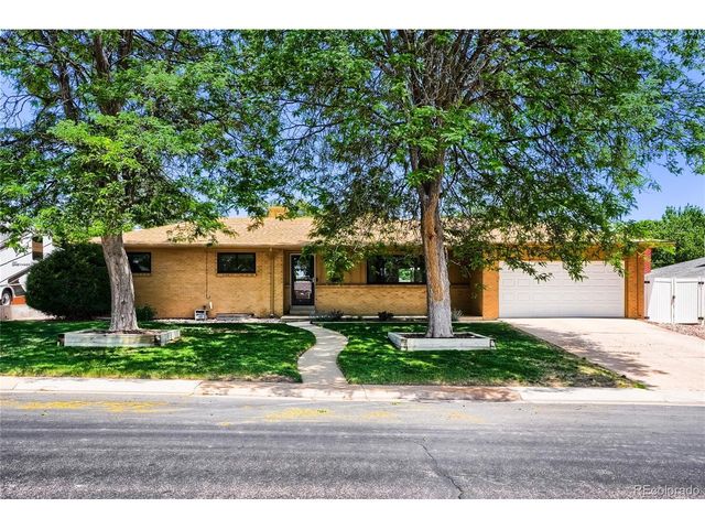 1558 S Gray St, Lakewood, CO 80232